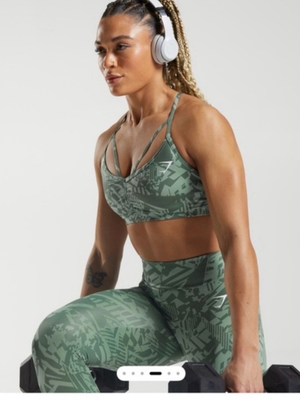 GYMSHARK SET/ Green Printed Strappy Sports Bra With Matching Pants